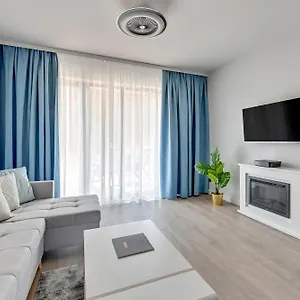 Scala Center & By Lion Apartment